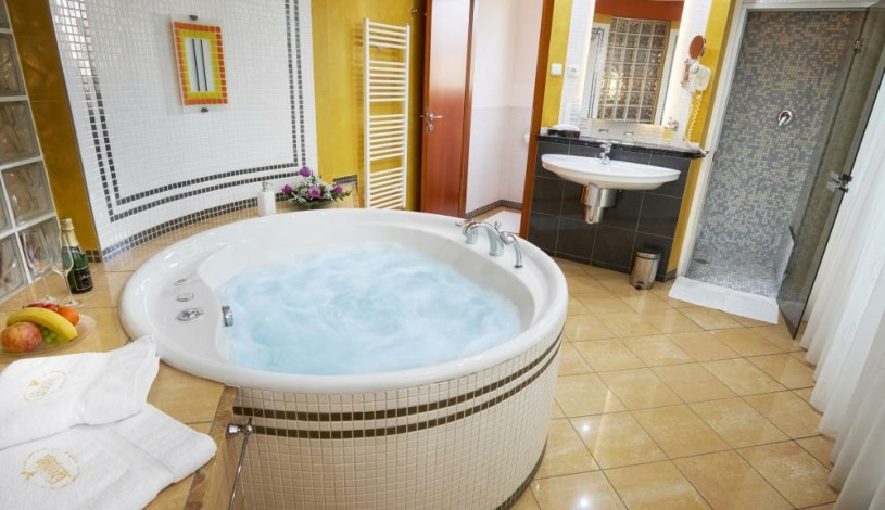 Hotel EROPLÁN**** Superior Rožnov pod Radhoštěm